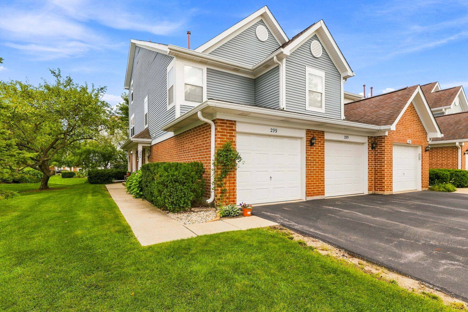 299 Ashbury LN W #1526-2, Roselle, IL 60172