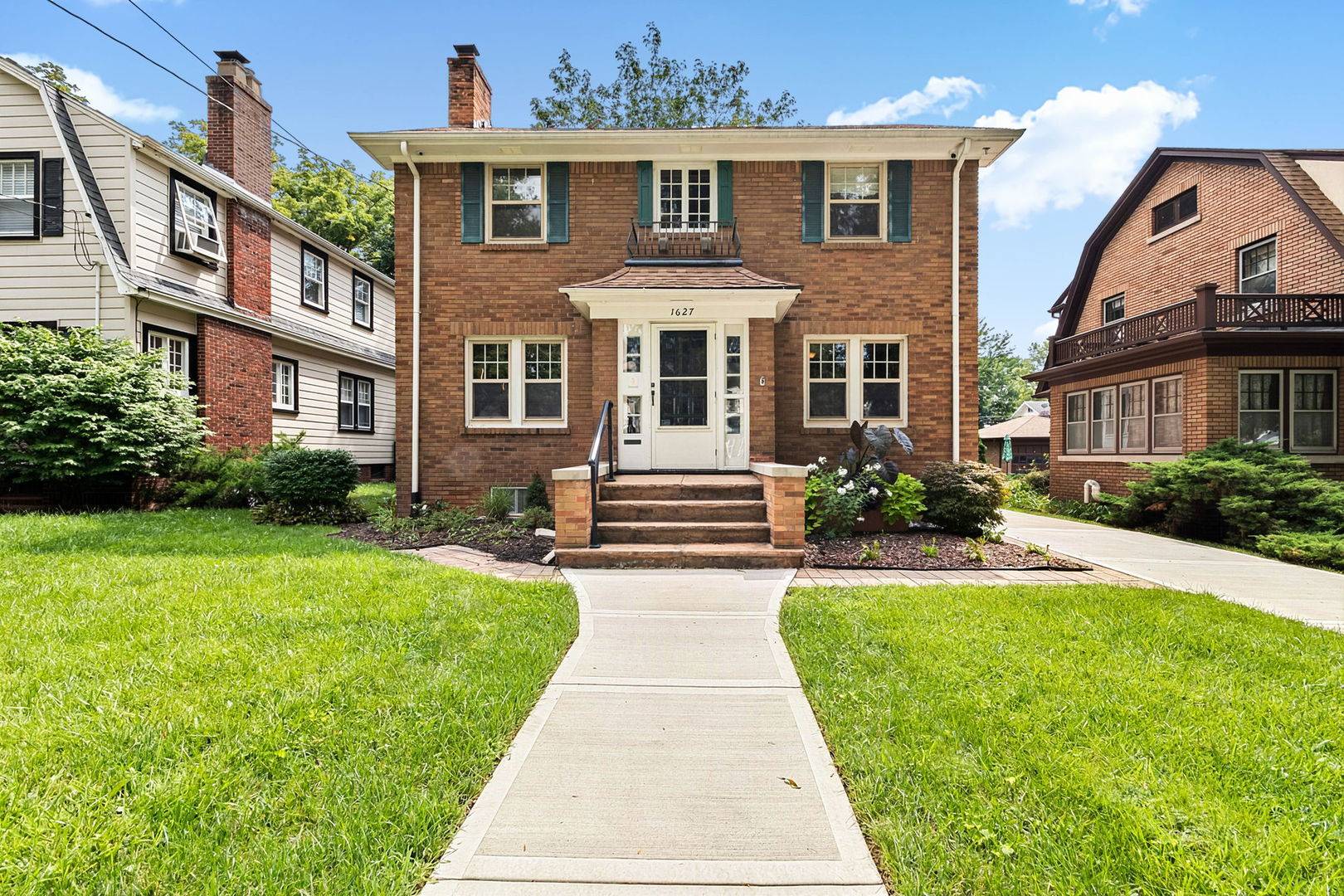 1627 Jackson ST, Rockford, IL 61107