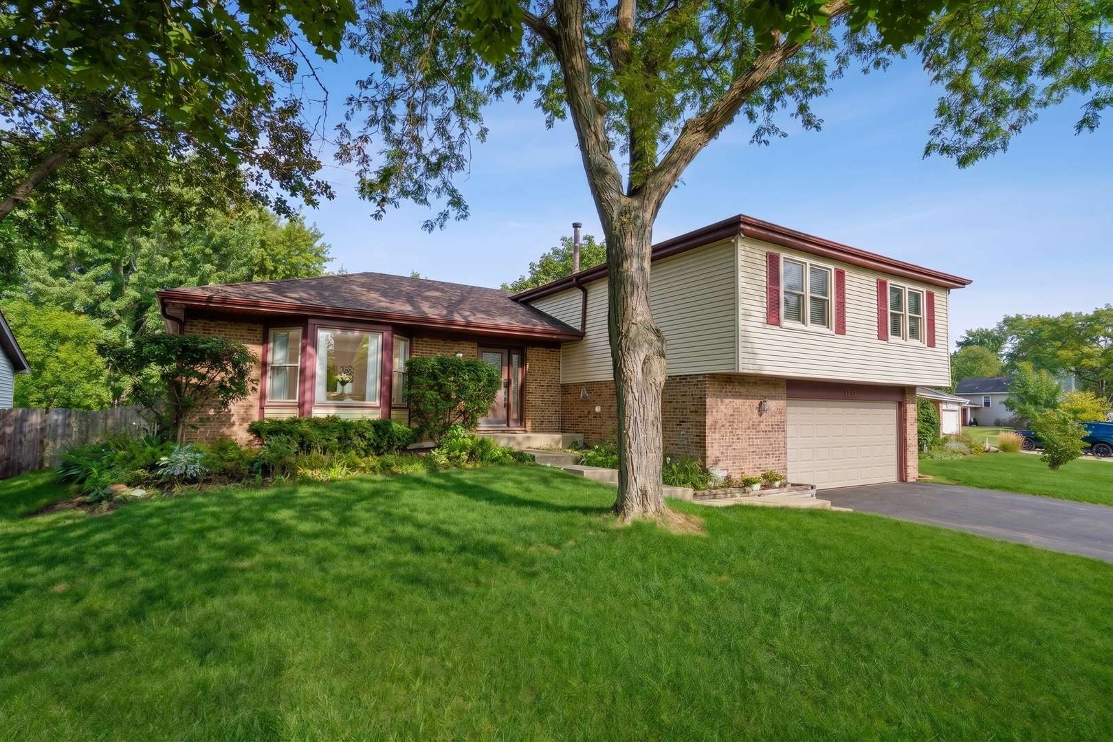 1434 Coral Reef WAY, Lake Zurich, IL 60047