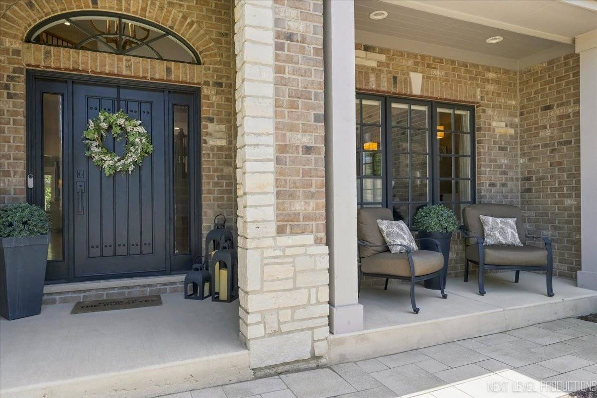3016 Seiler DR, Naperville, IL 60565