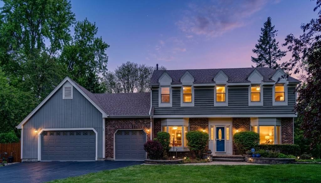 5544 Oak Grove DR, Long Grove, IL 60047
