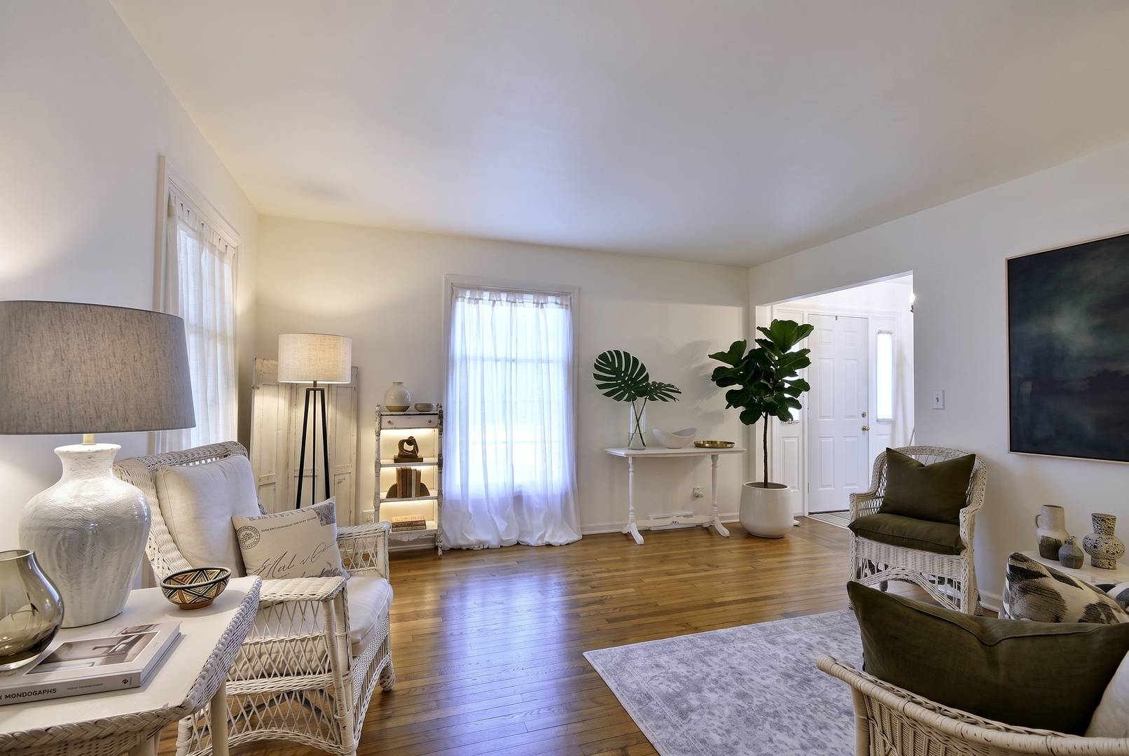6S370 New Castle RD, Naperville, IL 60540