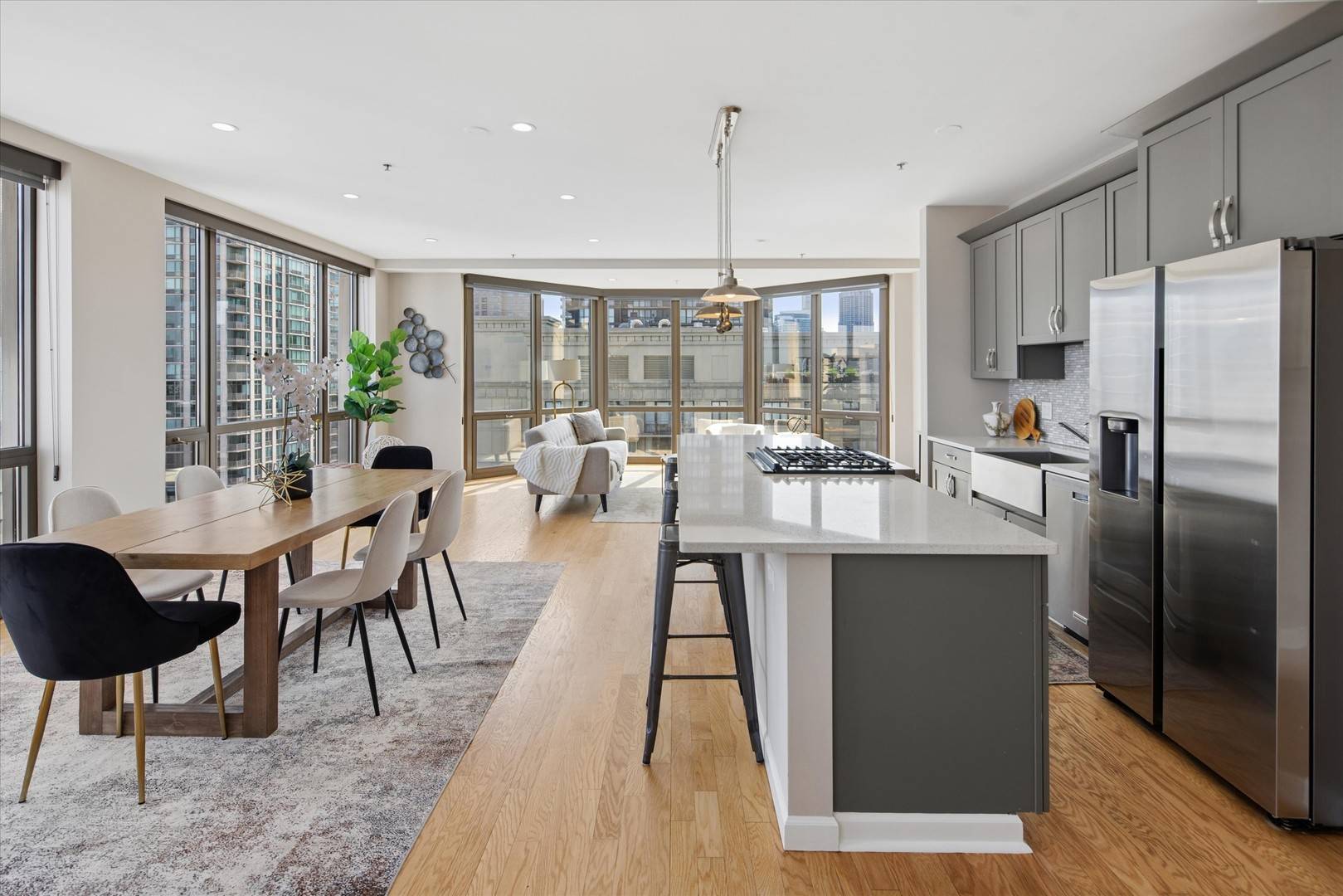 635 N Dearborn ST #2803, Chicago, IL 60654