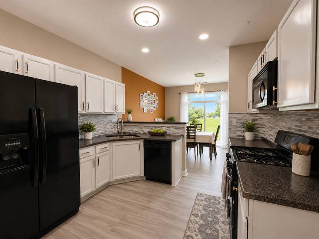 475 DANCER LN, Oswego, IL 60543