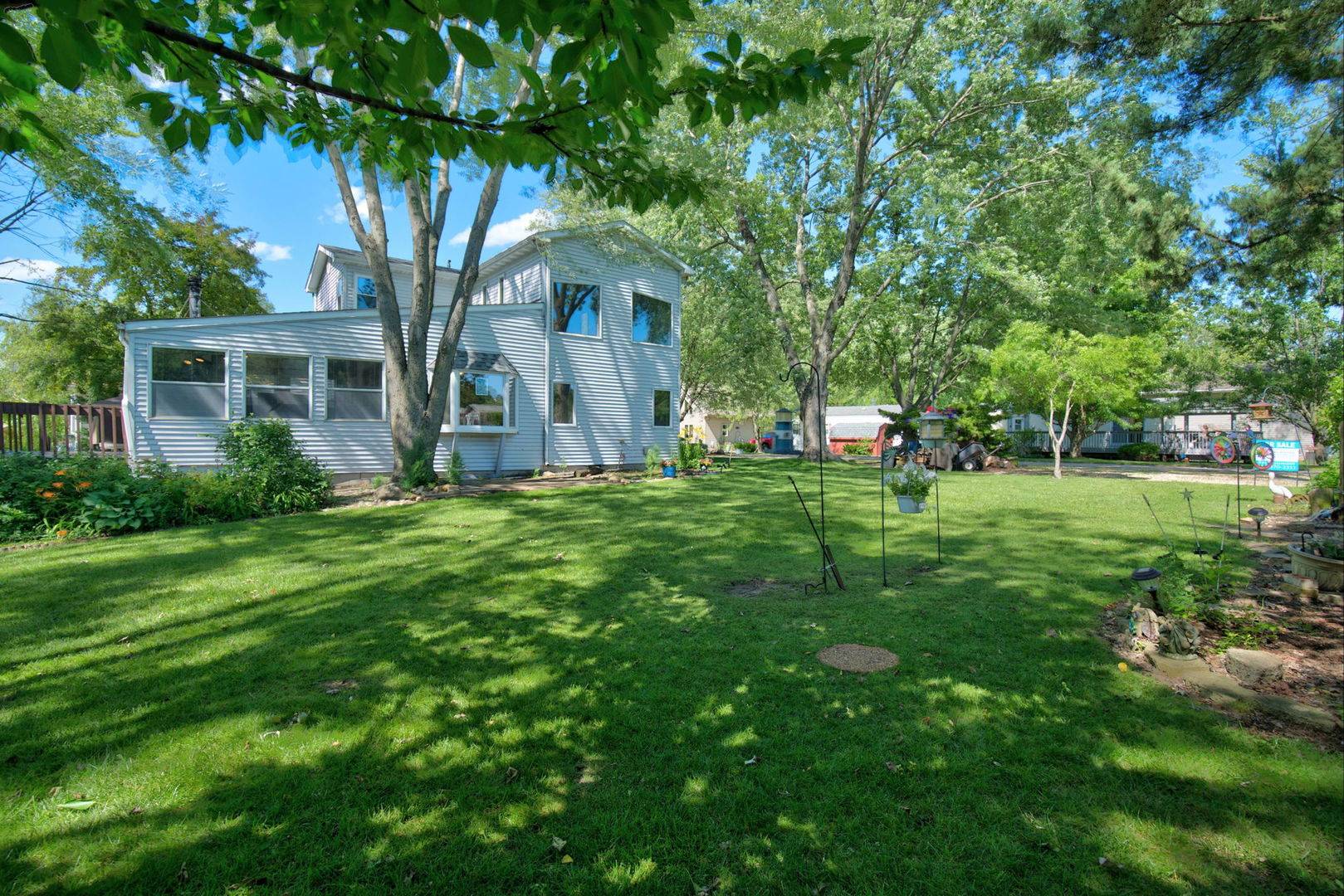 227 Largemouth LN, Wilmington, IL 60481