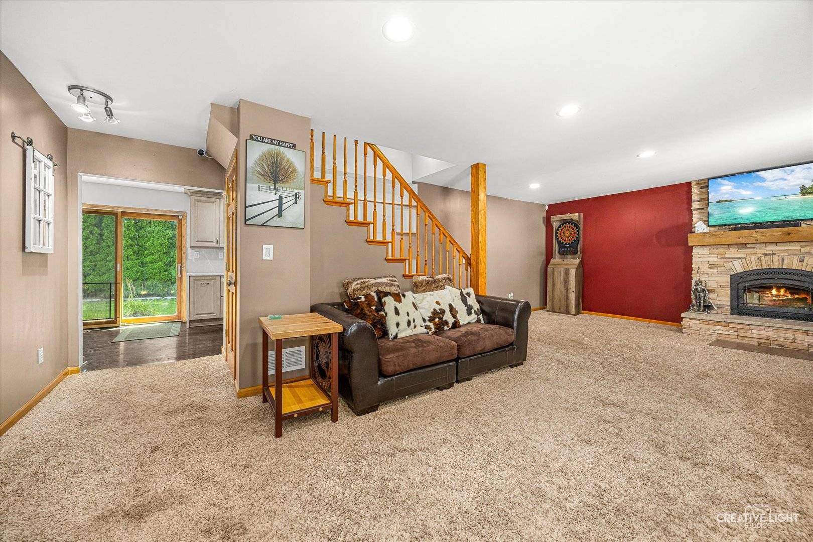 7N035 Smith ST, South Elgin, IL 60177