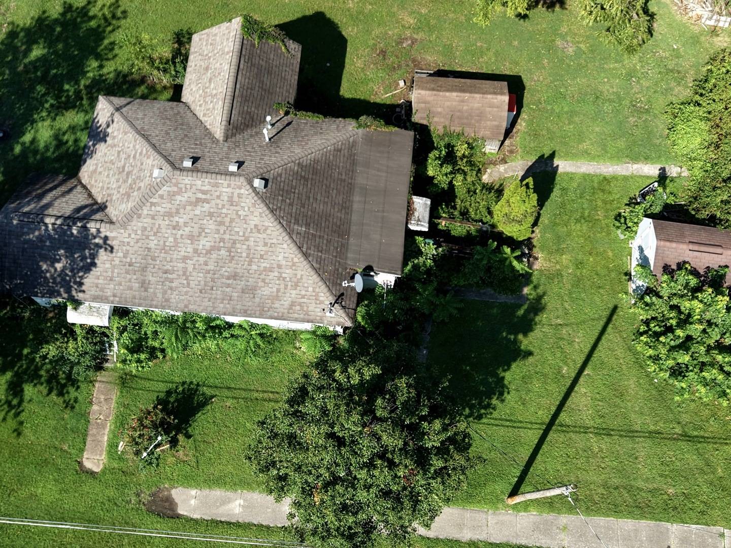 201 W 8th ST, West Frankfort, IL 62896