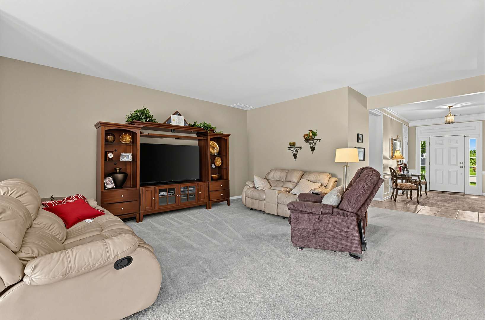 211 Honors DR, Shorewood, IL 60404