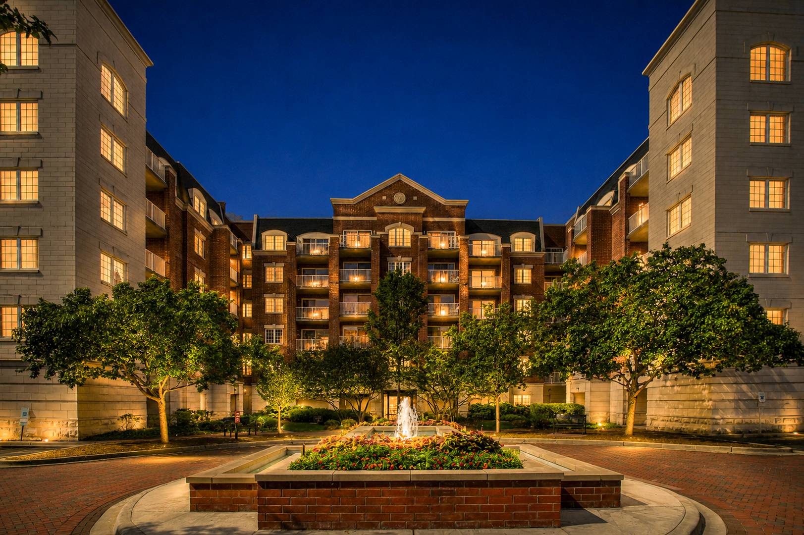 4833 N Olcott AVE #201, Harwood Heights, IL 60706