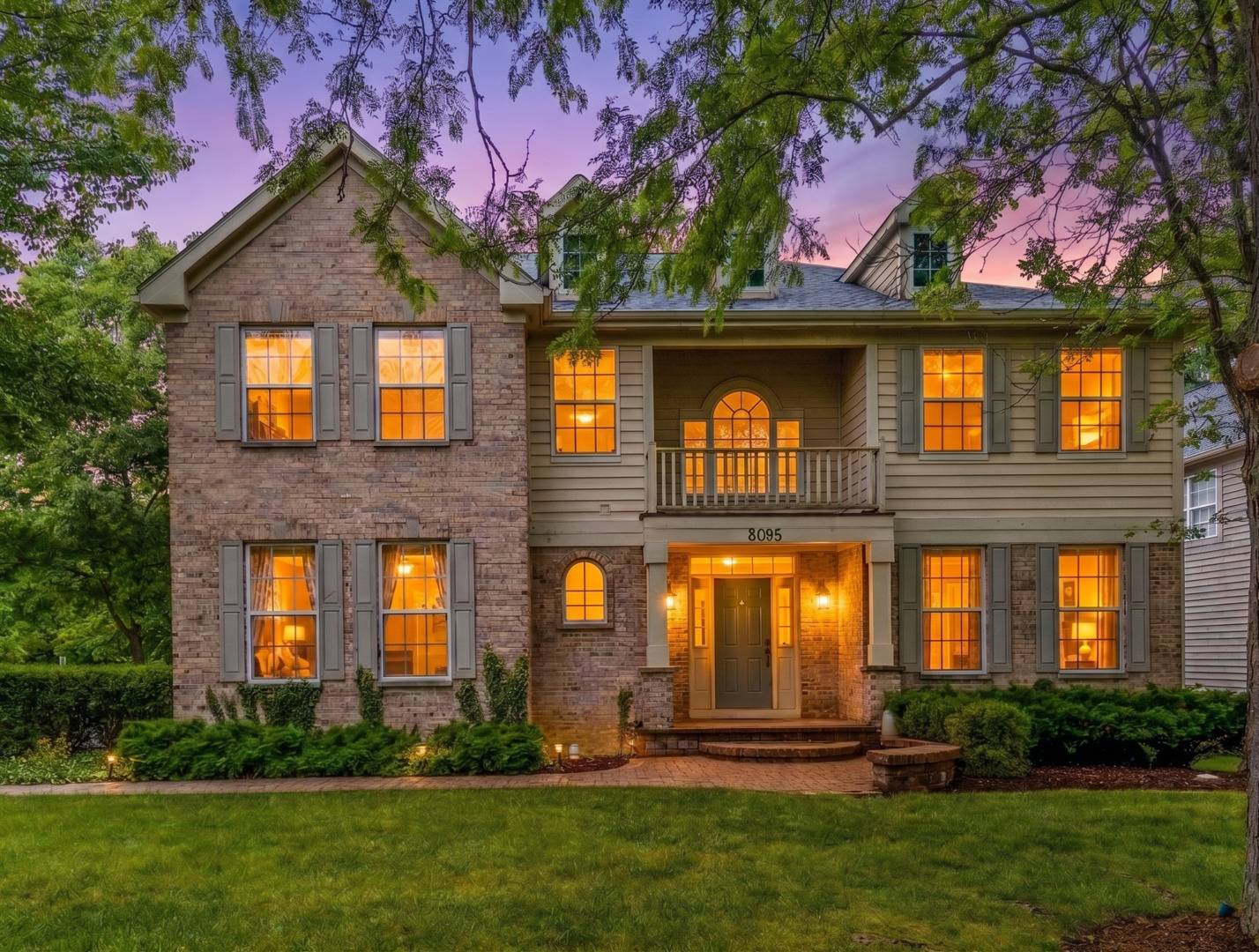 8095 Boulder CT, Long Grove, IL 60047