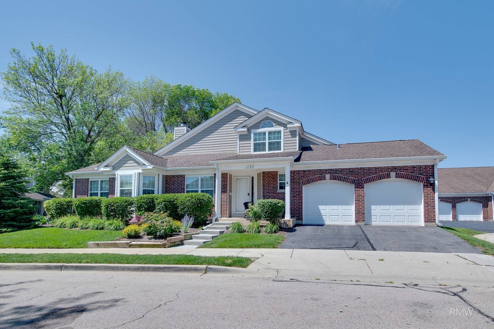 1137 St Andrews CT, Algonquin, IL 60102