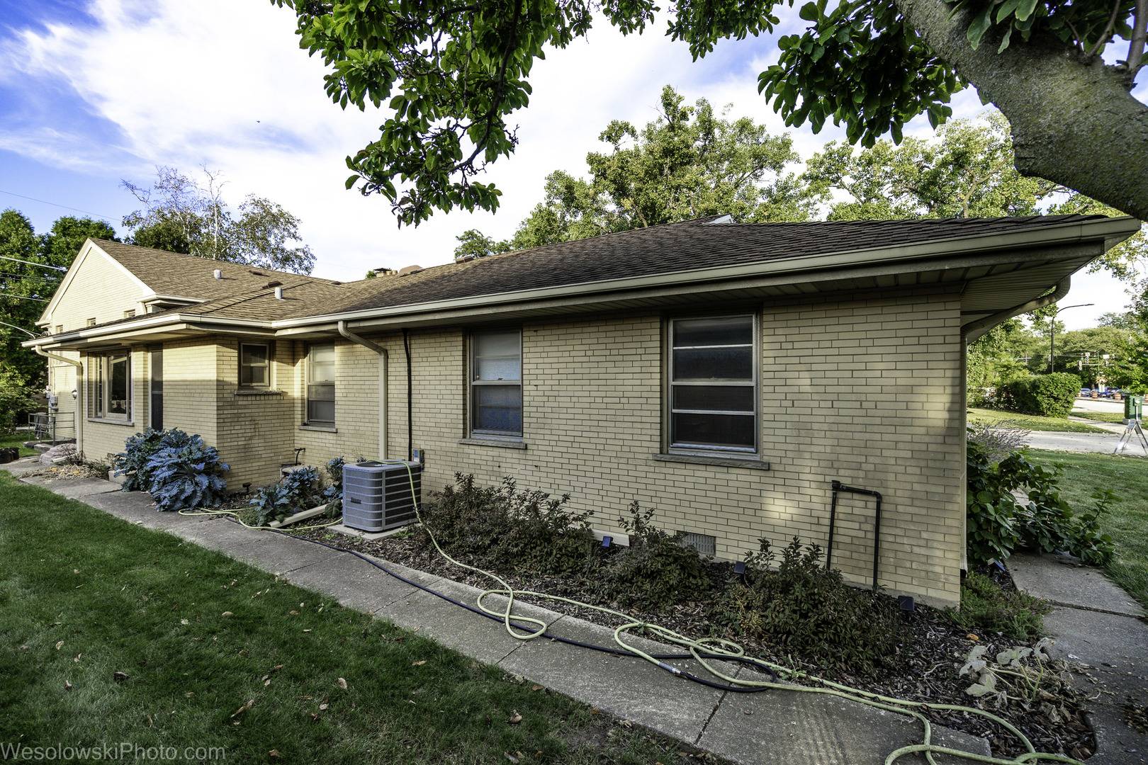 6400 N KNOX AVE, Lincolnwood, IL 60712