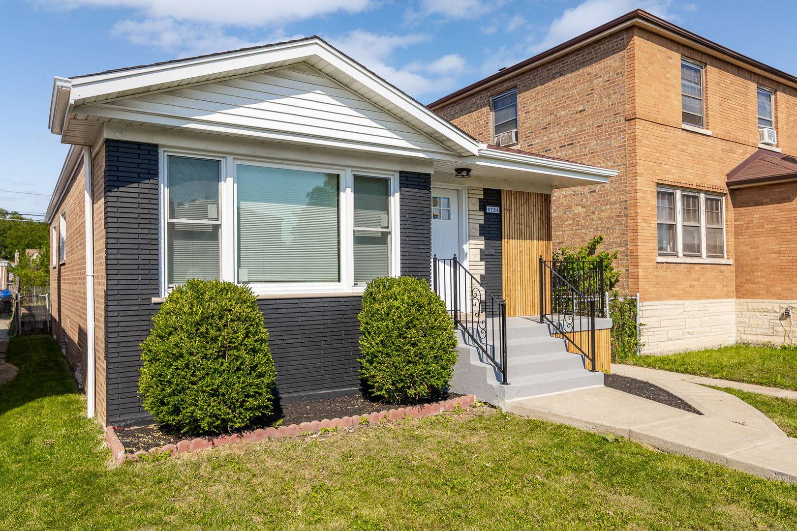9734 S Princeton AVE, Chicago, IL 60628
