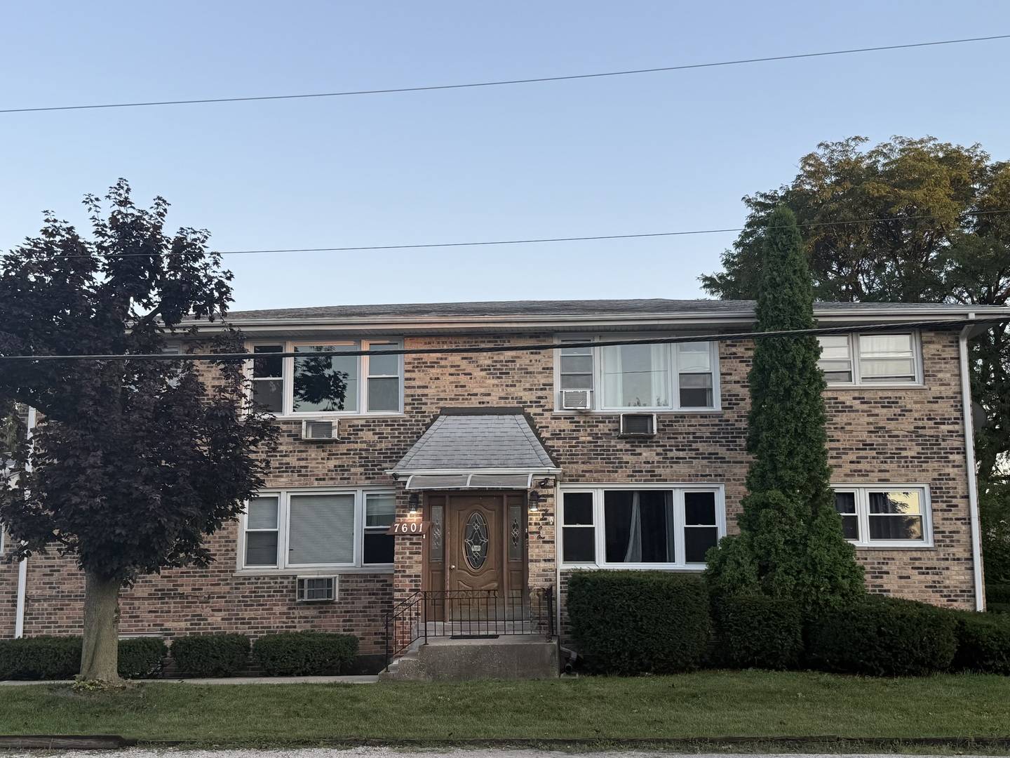 7601 Banks ST #1W, Justice, IL 60458