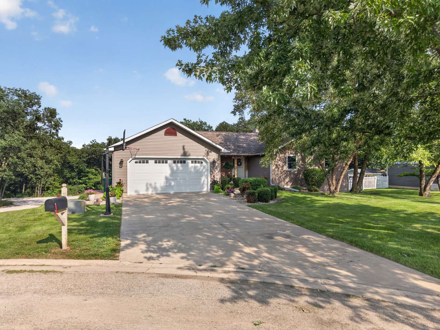 1119 Carter ST, Marseilles, IL 61341
