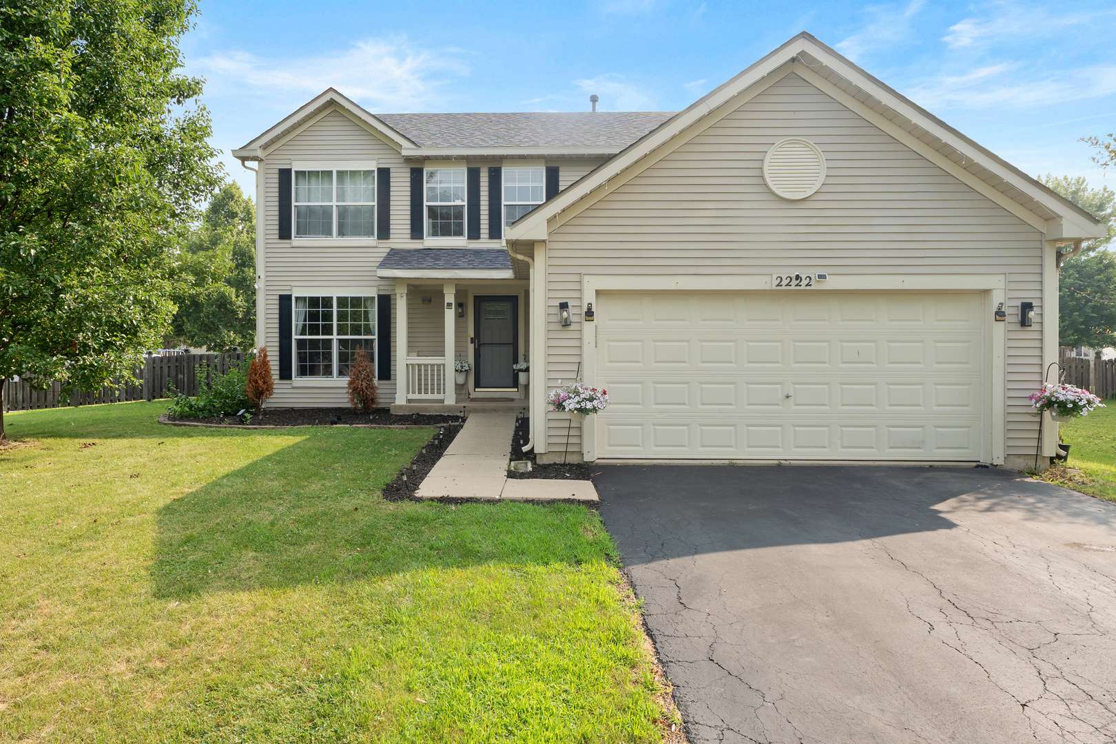 2222 Lynn CT, Montgomery, IL 60538