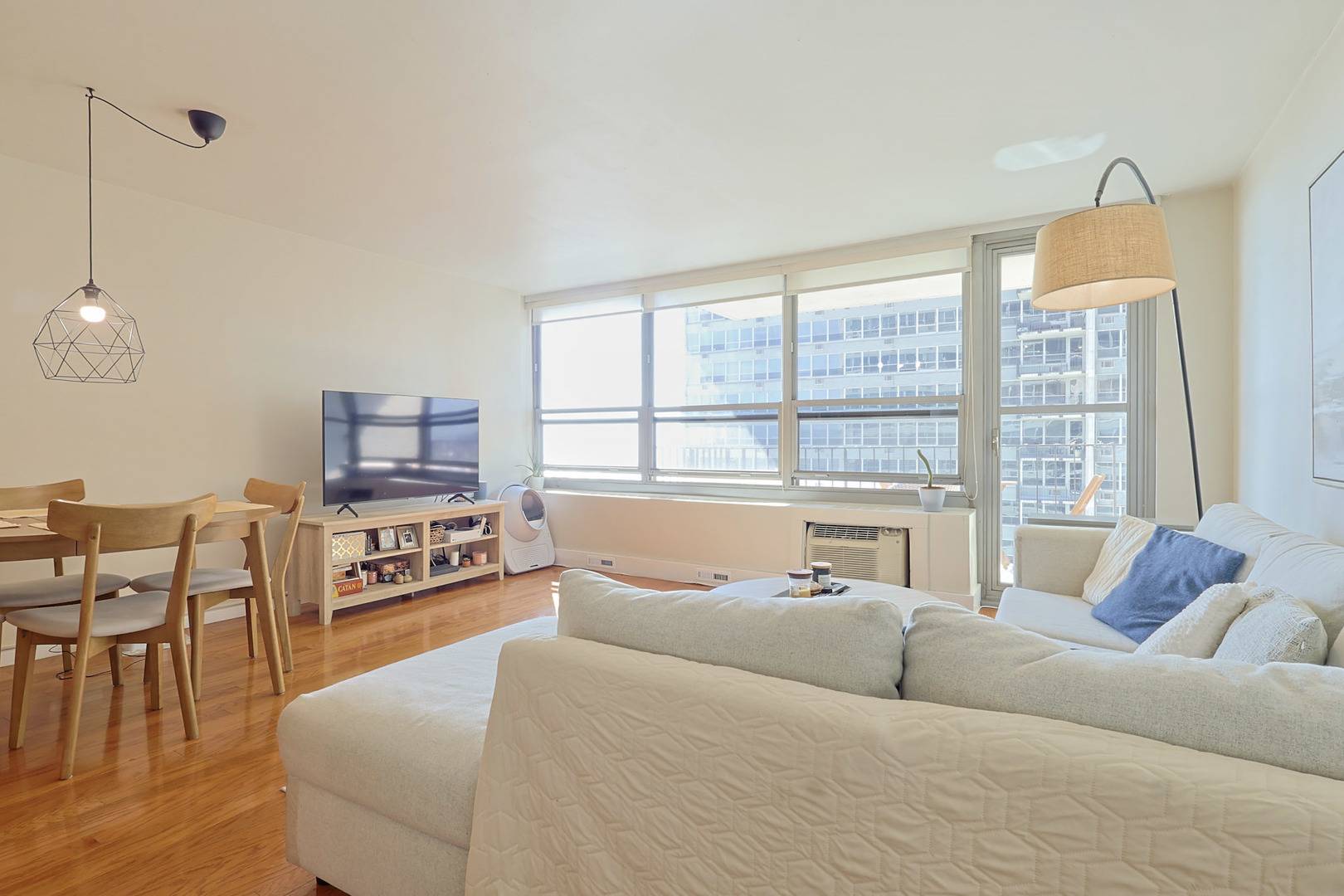 3550 N Lake Shore DR #1519, Chicago, IL 60657