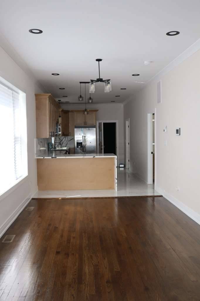 6744 S Bishop ST, Chicago, IL 60636