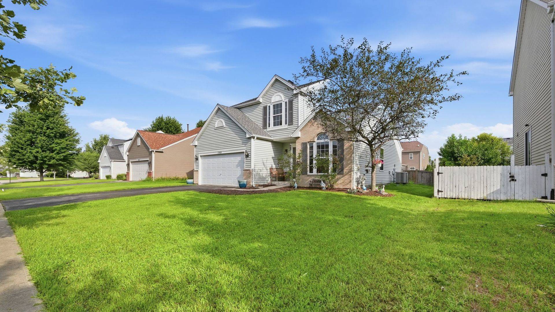 7505 Kenicott LN, Plainfield, IL 60586