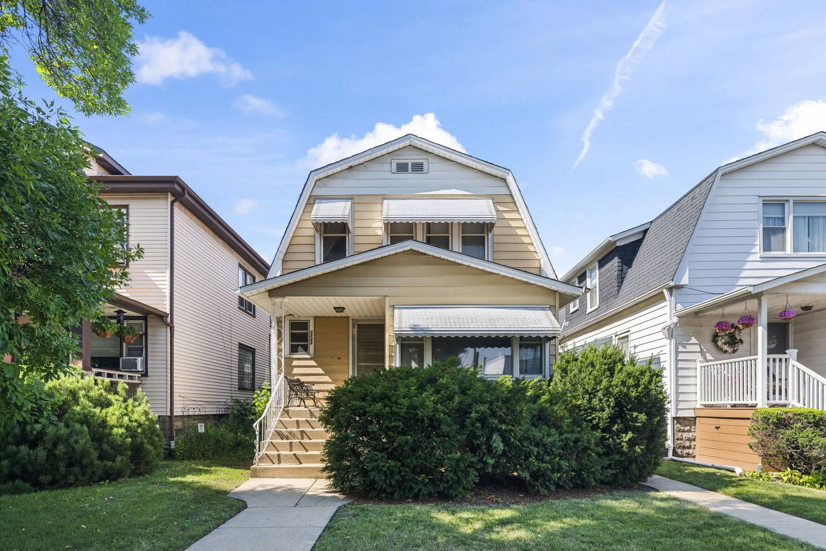 5848 W Catalpa AVE, Chicago, IL 60630