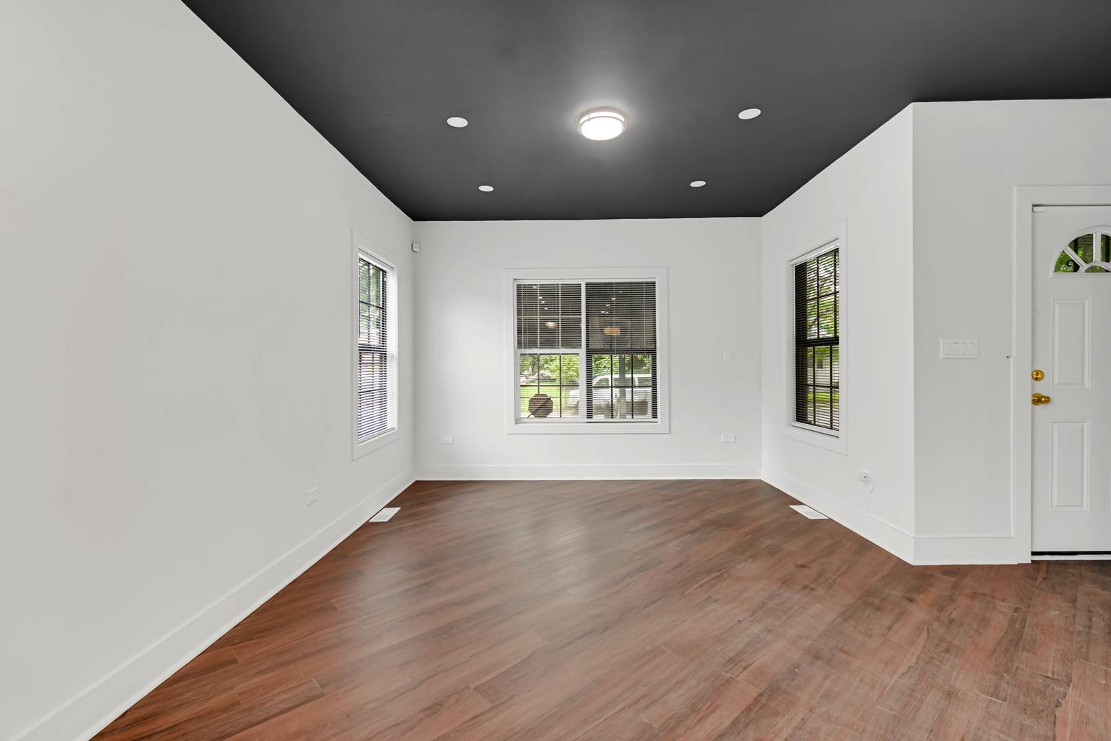 540 W 111th ST, Chicago, IL 60628