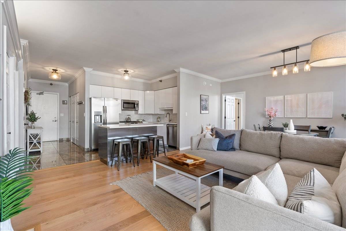 1122 N DEARBORN ST #7E, Chicago, IL 60610