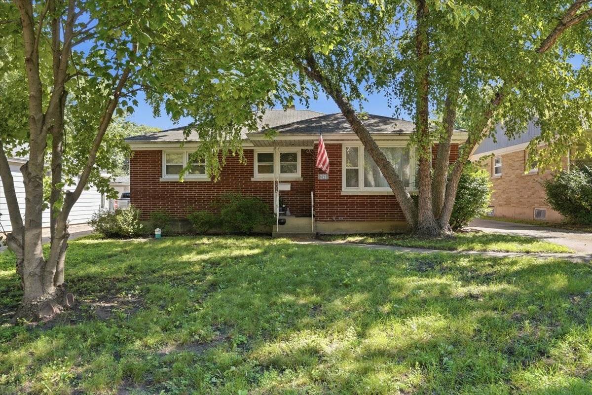 271 Dalton AVE, Mundelein, IL 60060