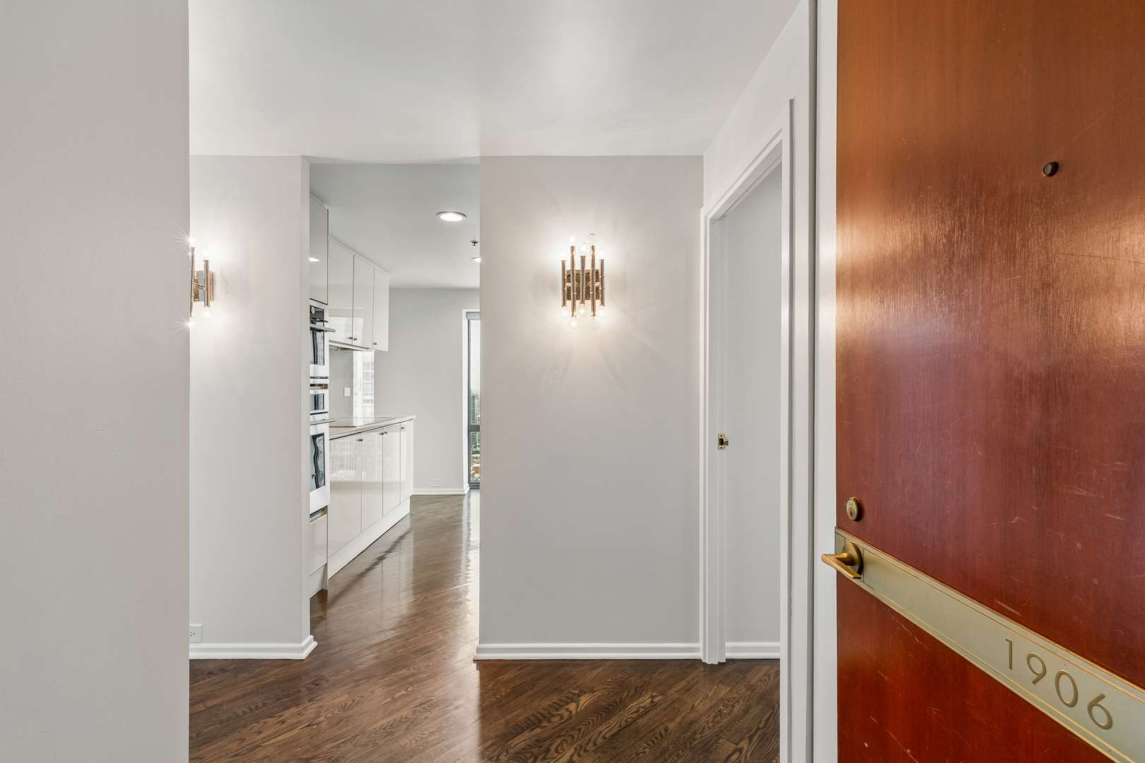 100 E Huron ST #1906, Chicago, IL 60611