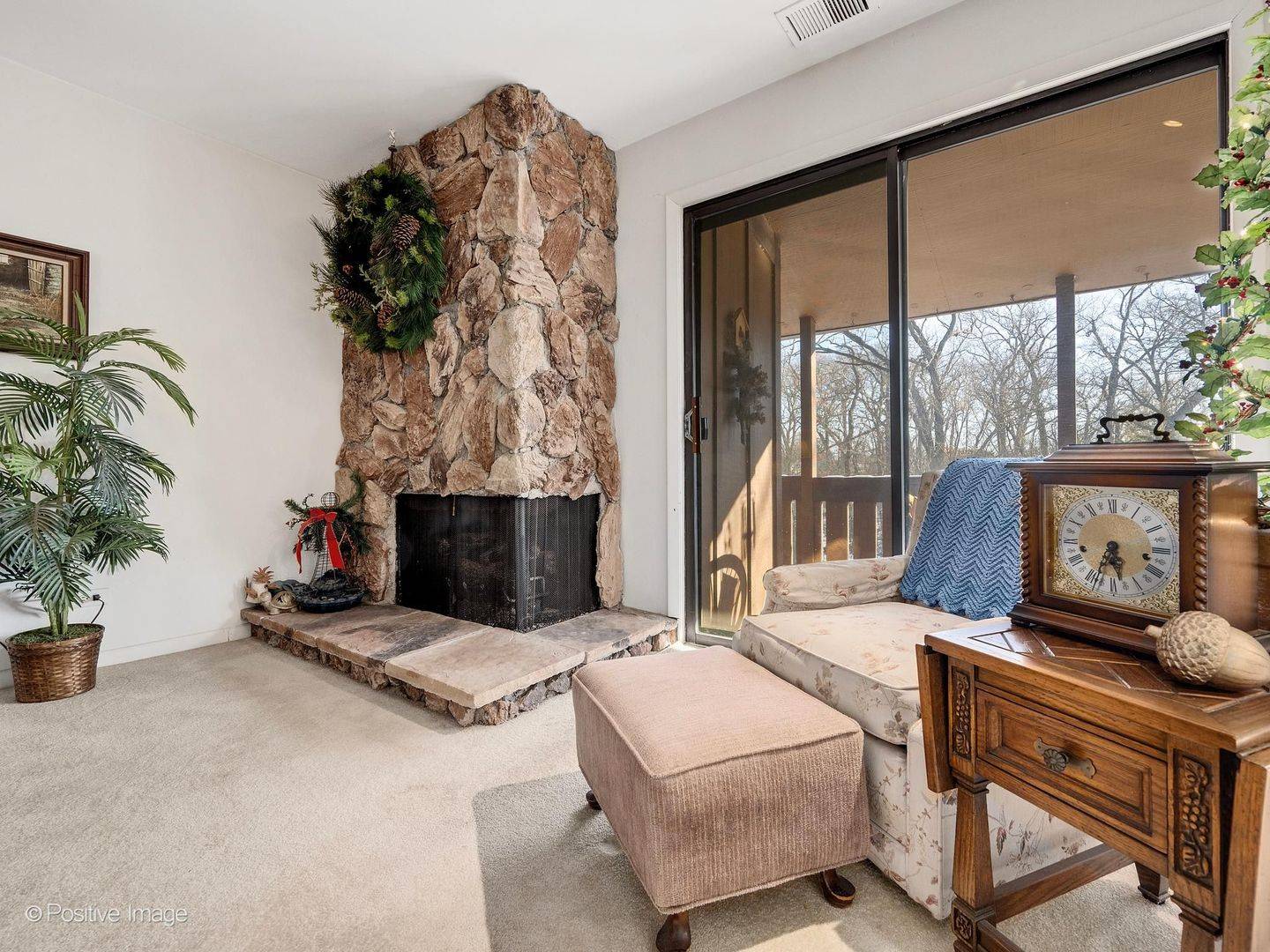 1S055 Spring RD #2C, Oakbrook Terrace, IL 60181