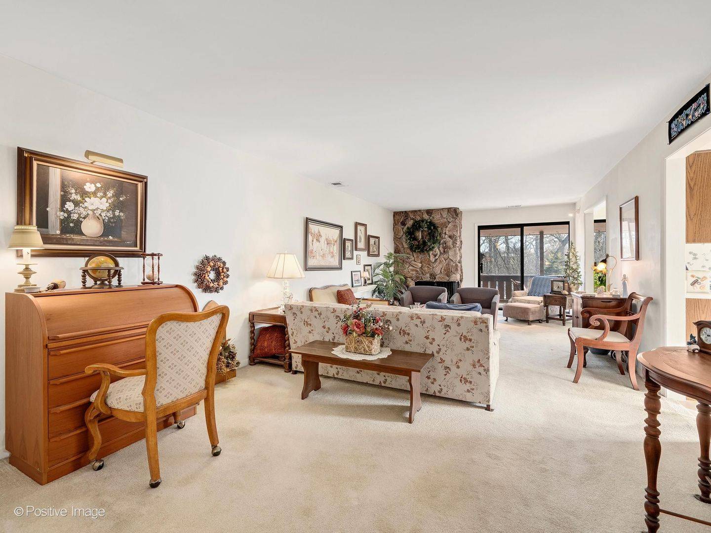 1S055 Spring RD #2C, Oakbrook Terrace, IL 60181