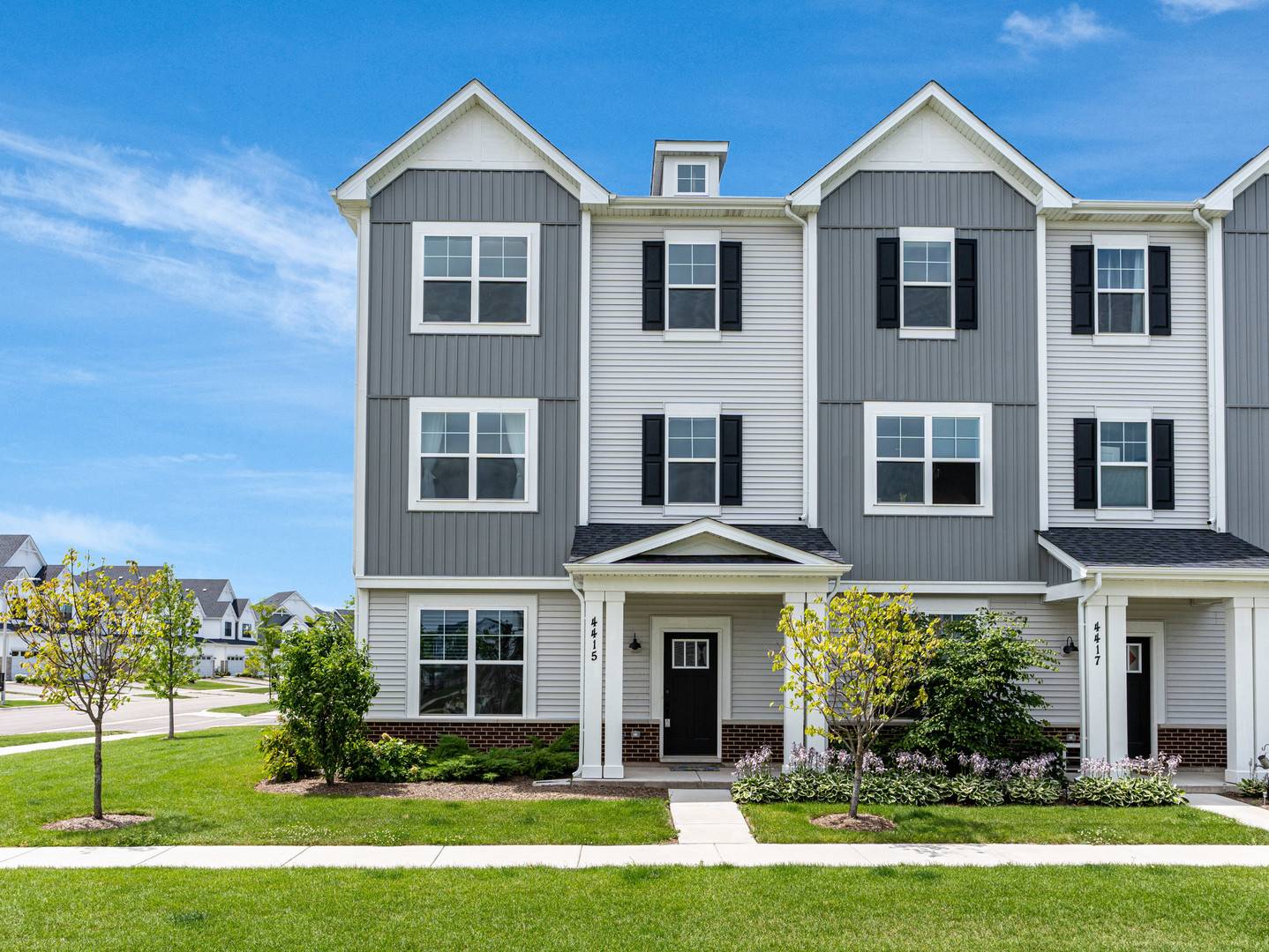 4415 Chelsea Manor CIR, Aurora, IL 60504