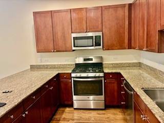 917 N Kingsbury ST, Chicago, IL 60610