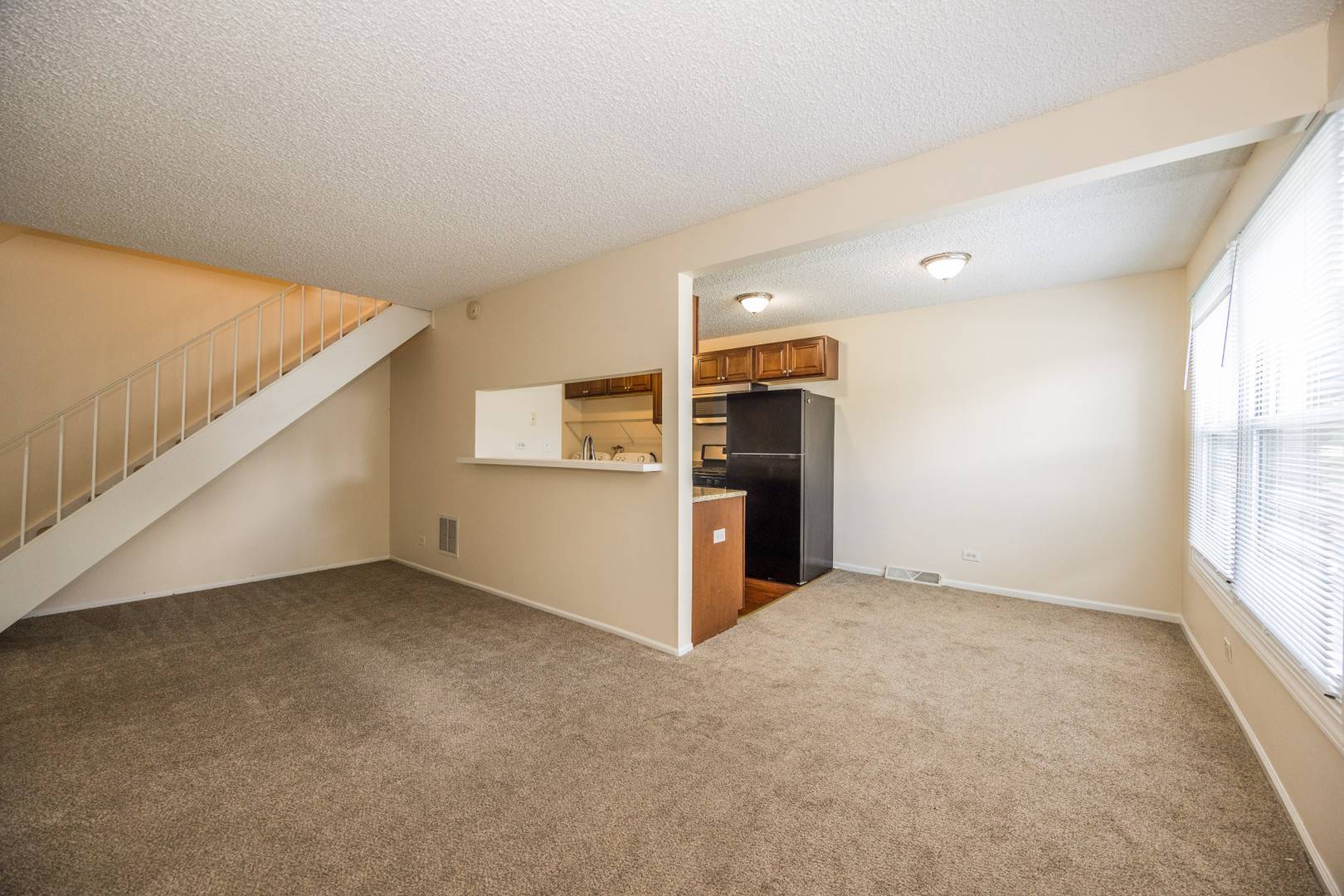 1257 Pearl AVE #C, Glendale Heights, IL 60139
