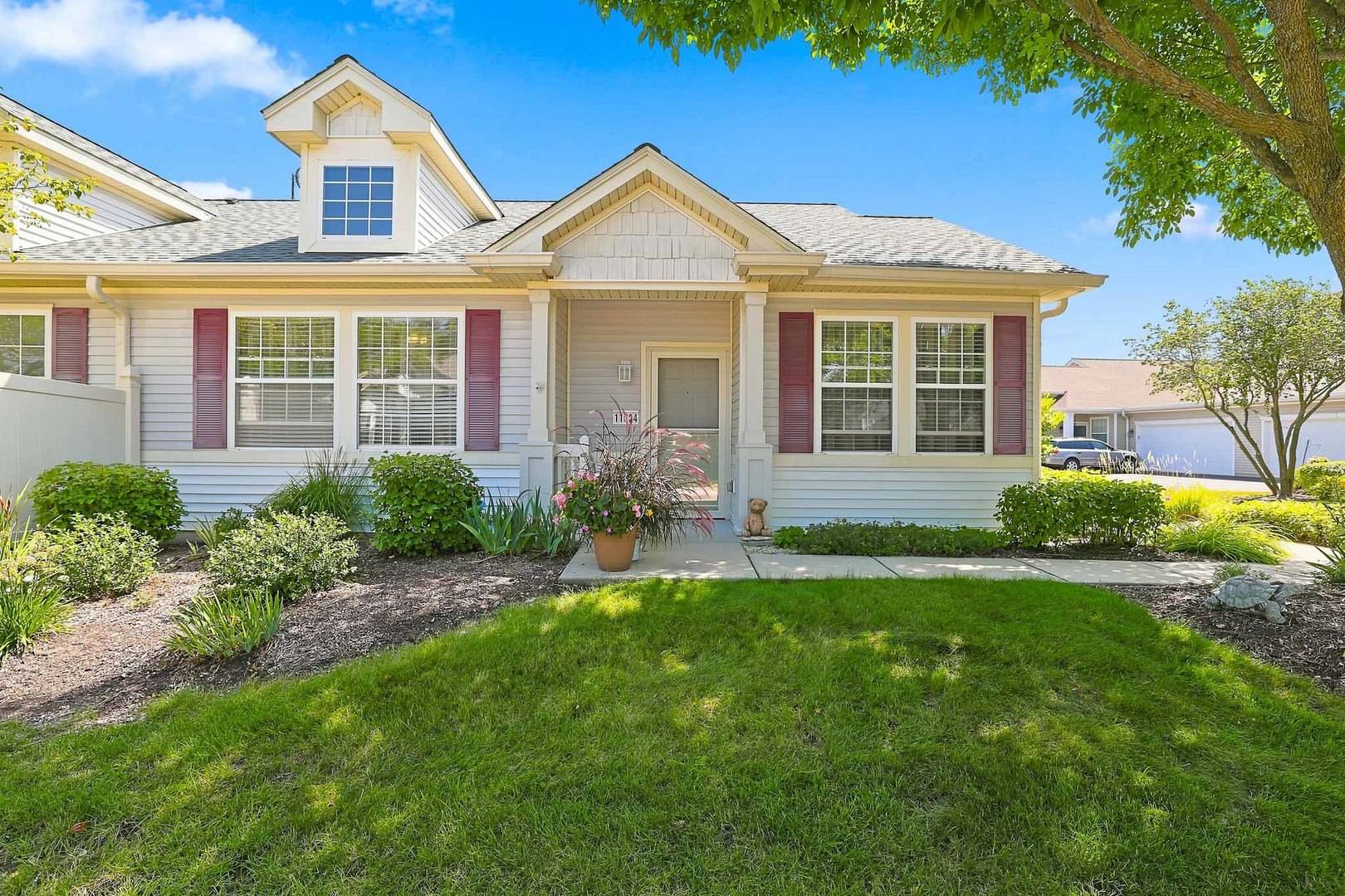 11624 River Terrace LN #1, Huntley, IL 60142