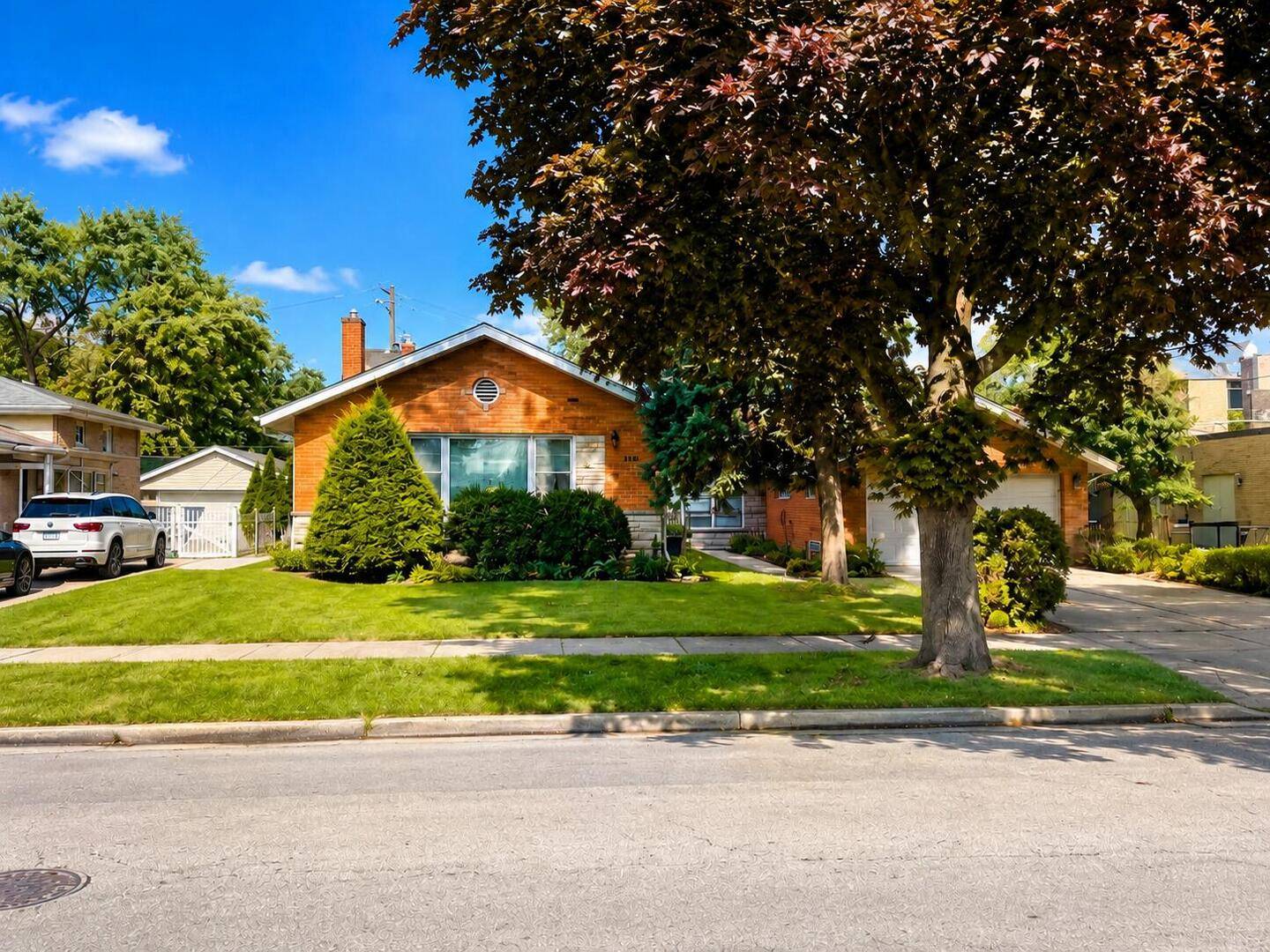1034 Forest RD, La Grange Park, IL 60526