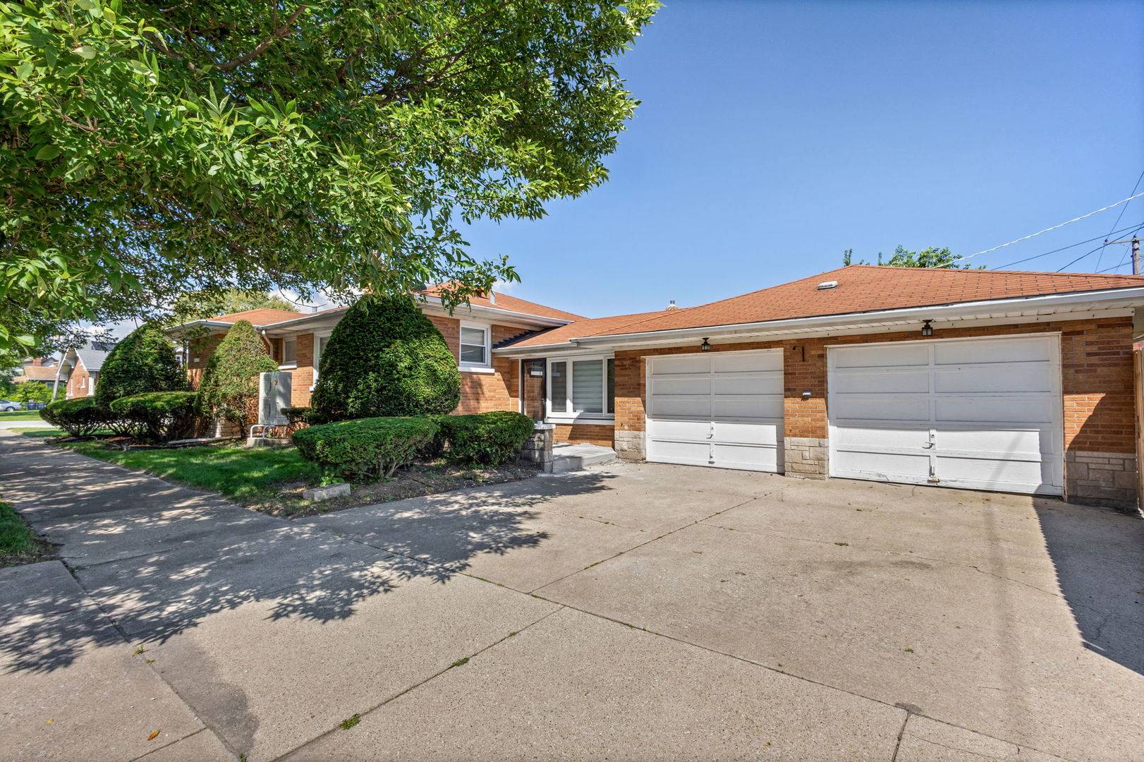 997 Wentworth AVE, Calumet City, IL 60409