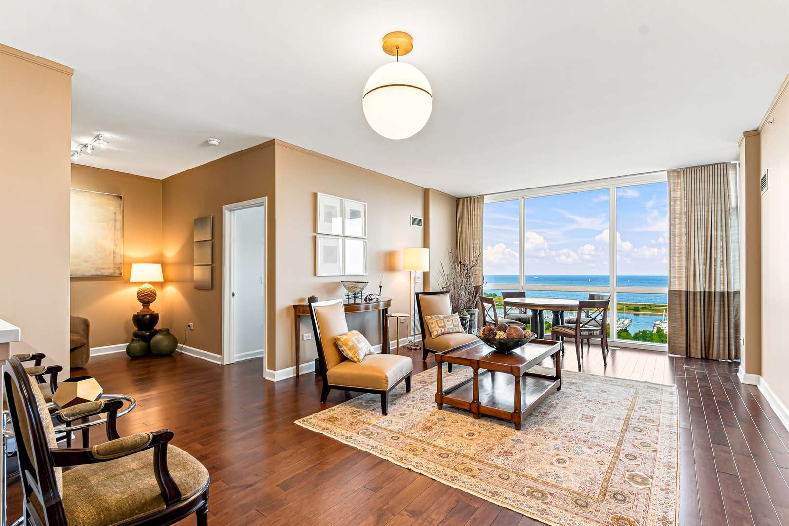 1901 S Calumet AVE #2105, Chicago, IL 60616