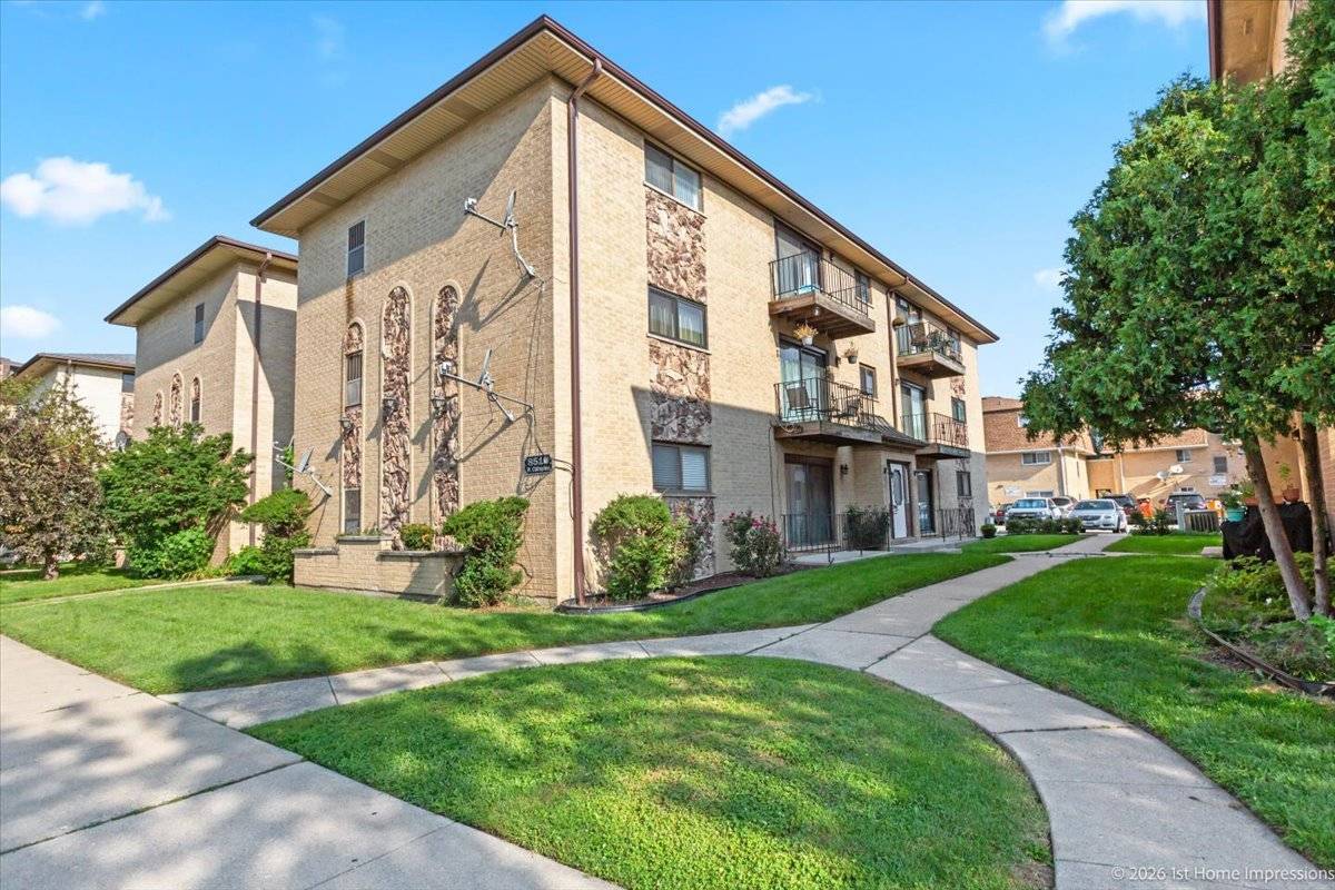 8510 W Catherine AVE #3S, Chicago, IL 60656
