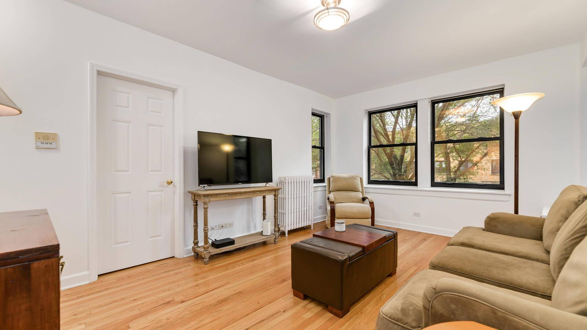 1850 W LUNT AVE #2, Chicago, IL 60626