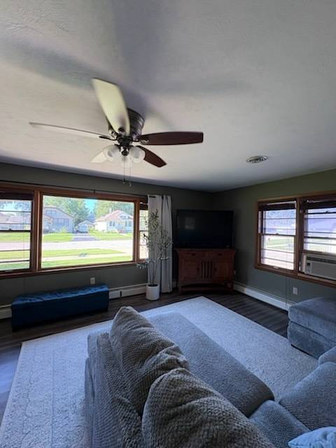 530 E 3rd ST, Lockport, IL 60441