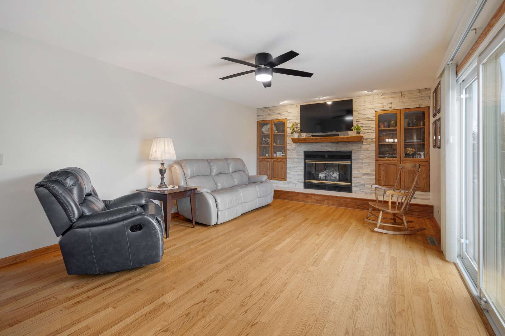 15N133 Shirewood Farm RD, Hampshire, IL 60140