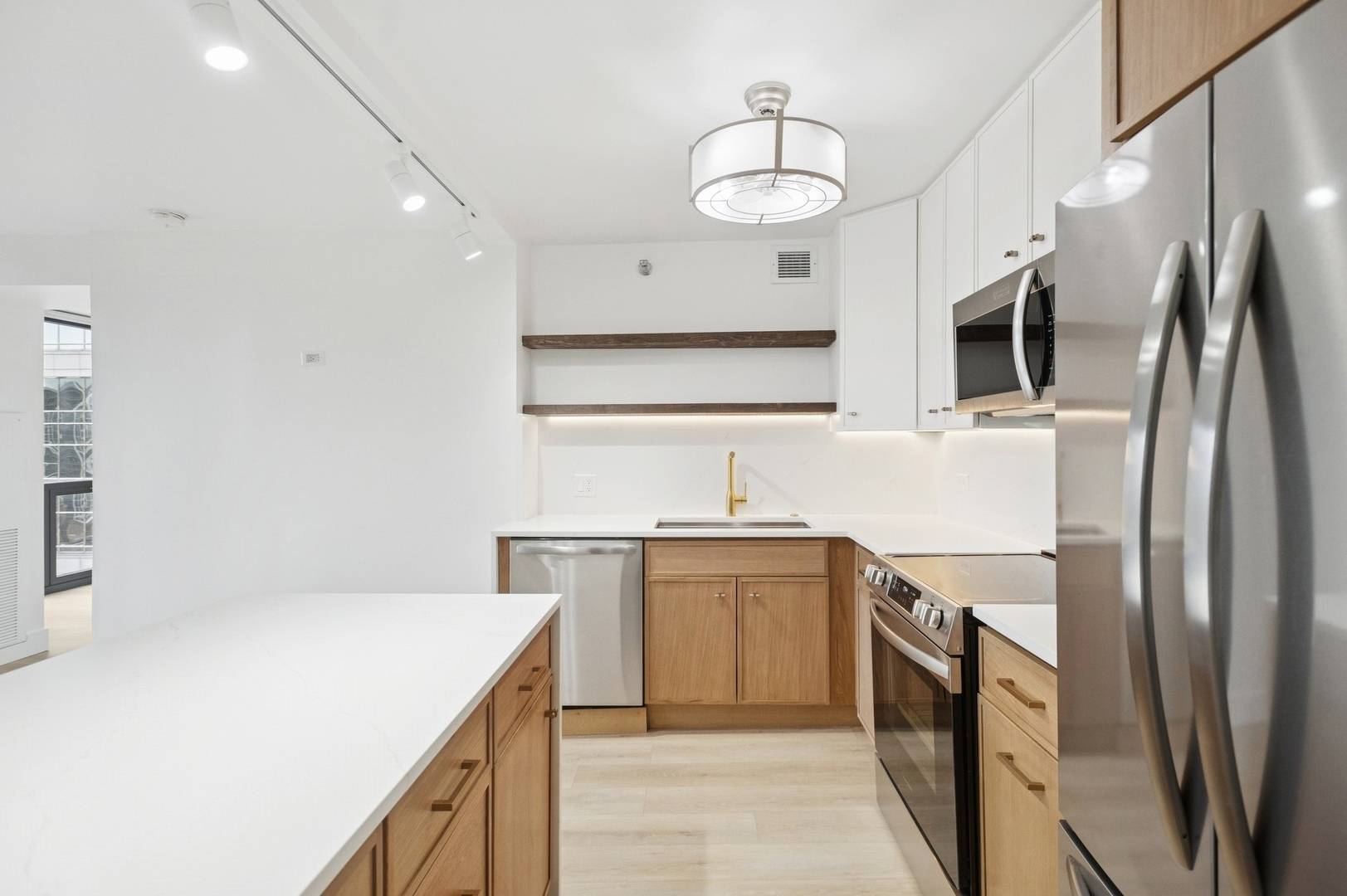 200 N Dearborn ST #4301, Chicago, IL 60601