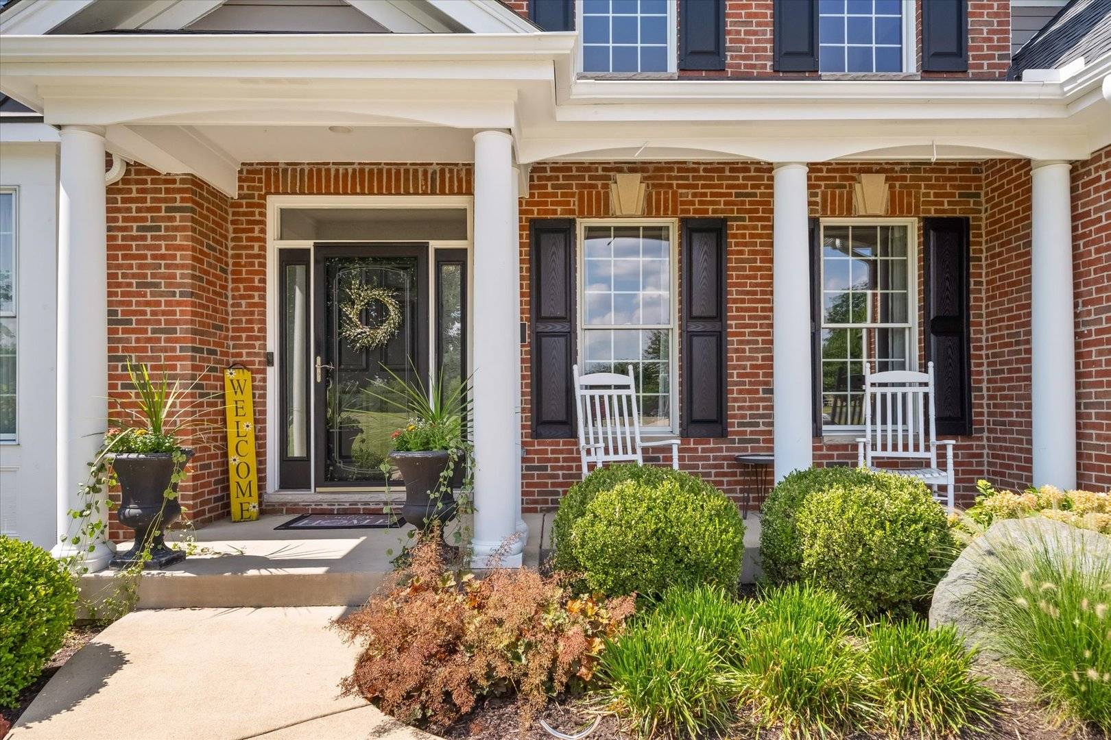 698 Greenfield RD, Sugar Grove, IL 60554