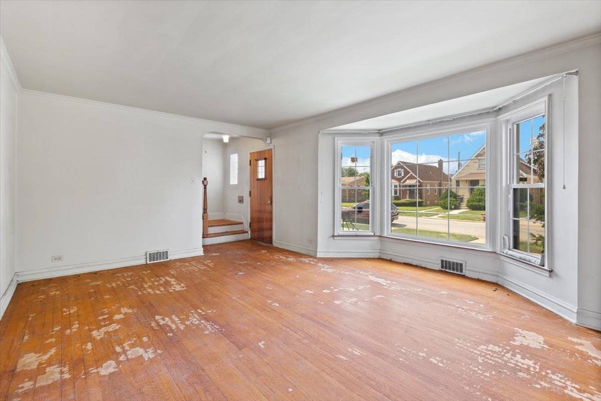 8423 S Wolcott AVE, Chicago, IL 60620