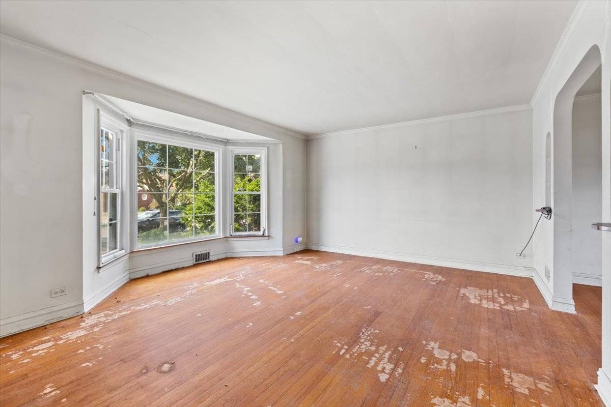 8423 S Wolcott AVE, Chicago, IL 60620