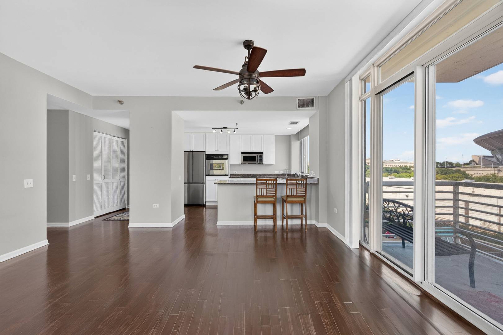 1515 S Prairie AVE #506, Chicago, IL 60605