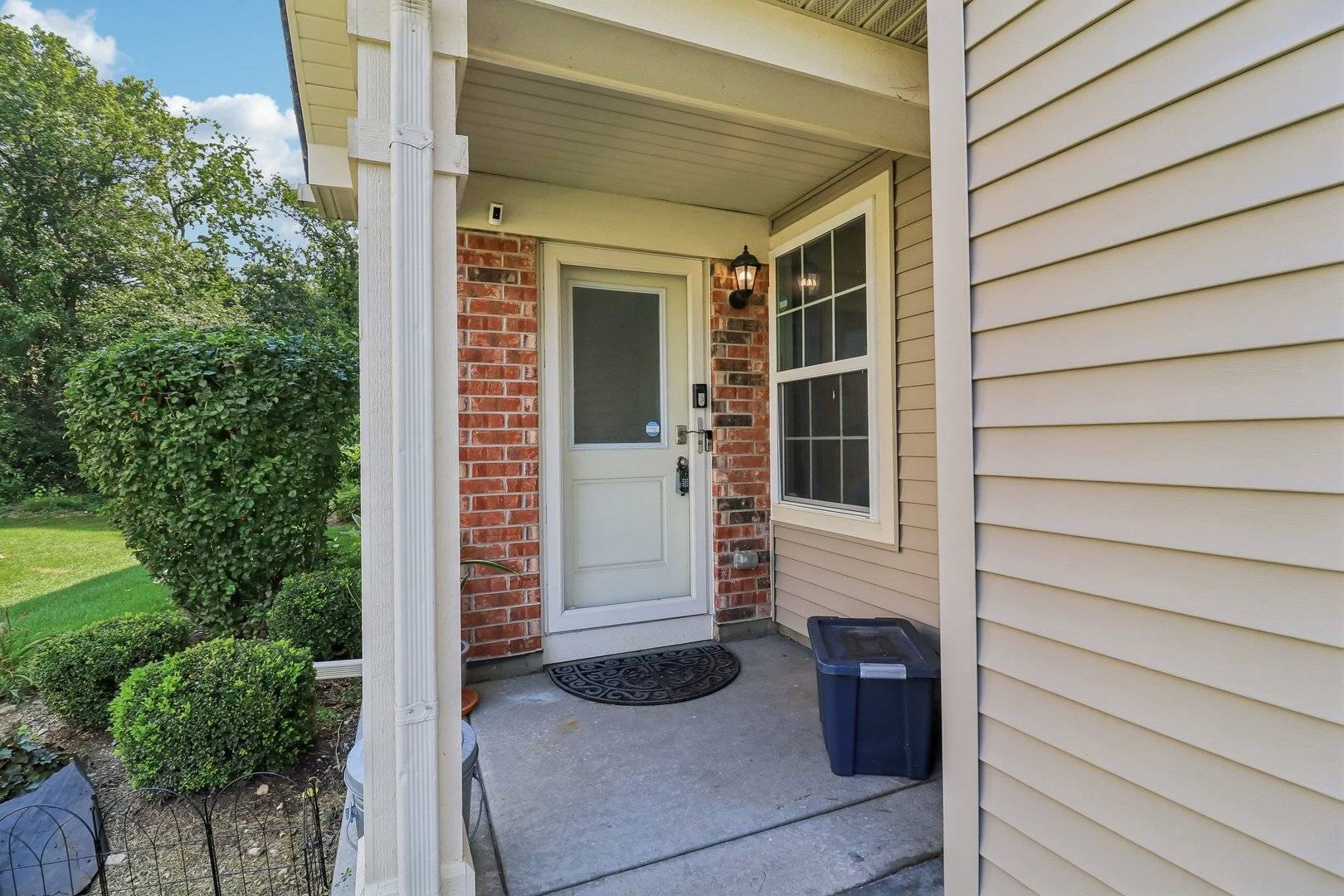 1133 Westlake DR, Cary, IL 60013