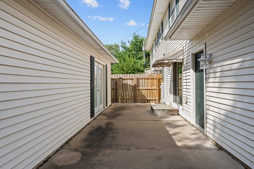 1131 48th ST #16, Moline, IL 61265
