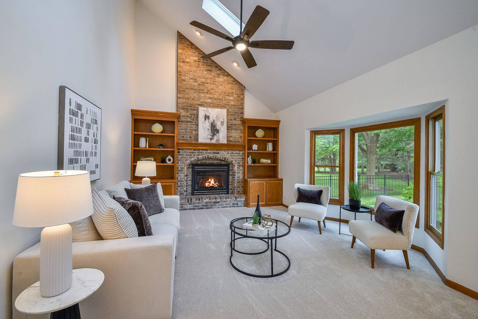 417 Saratoga DR, Aurora, IL 60502