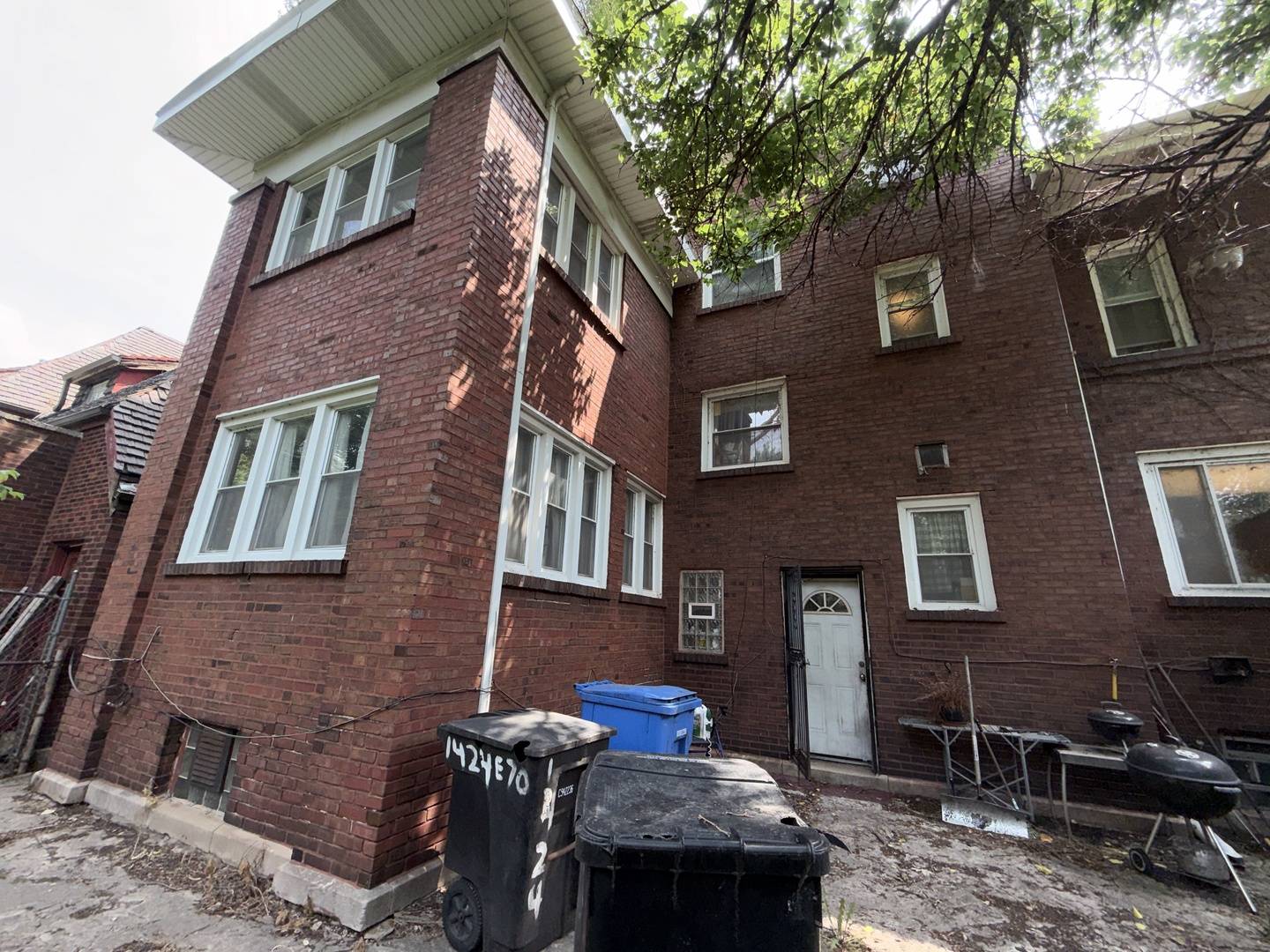 7022 S Constance AVE, Chicago, IL 60649